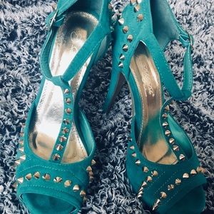 Teal Heels